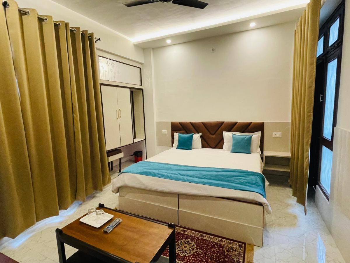 Hotel Dileep42 Lucknow