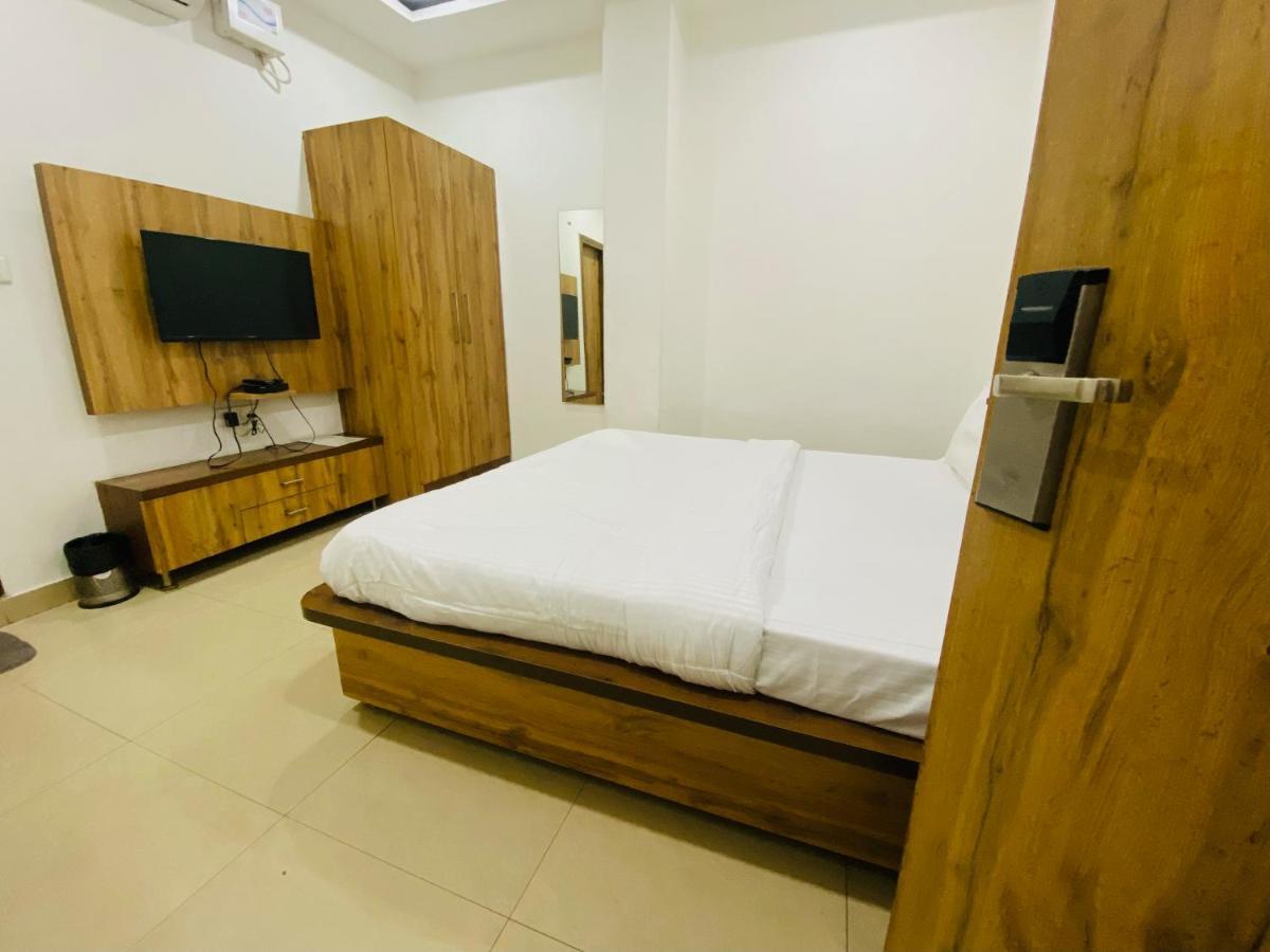 Hotel Vrindavan Lucknow