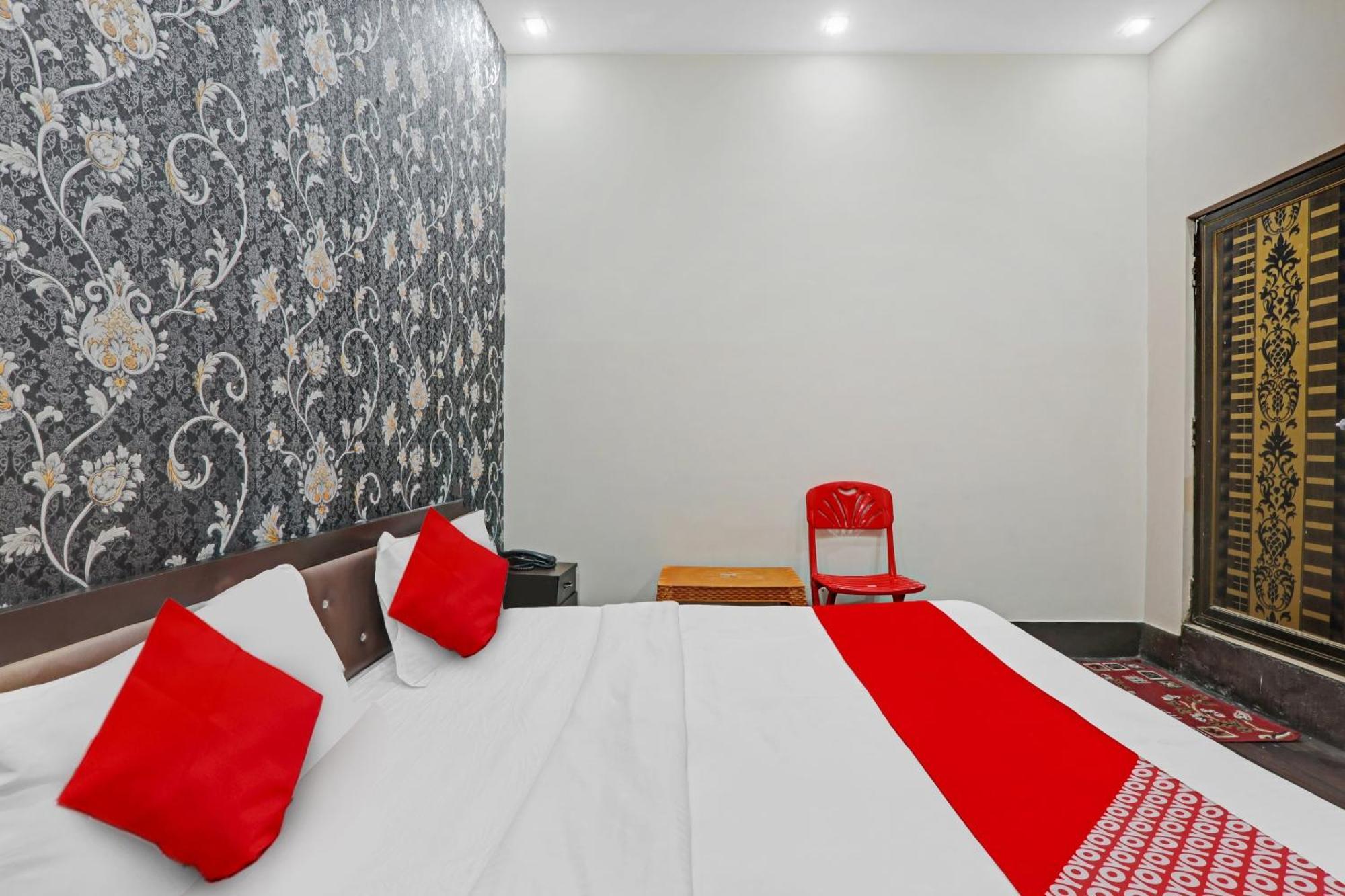 Hotel O New Pacifica Grand Near Phoenix United Lucknow