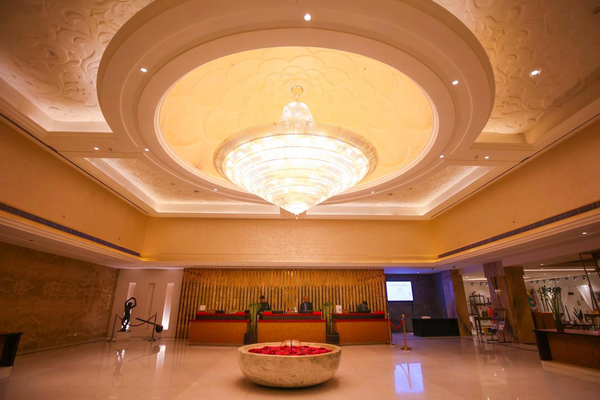 Hotel Ramada Plaza By Wyndham