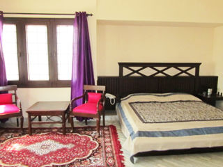 Oyo 38042 The Residency