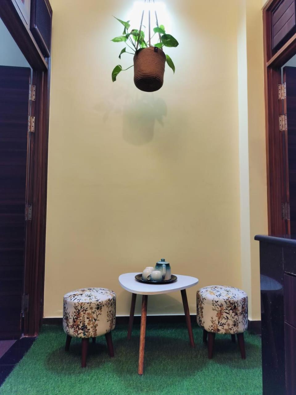 Cozy 1bhk With Terrace. Lucknow