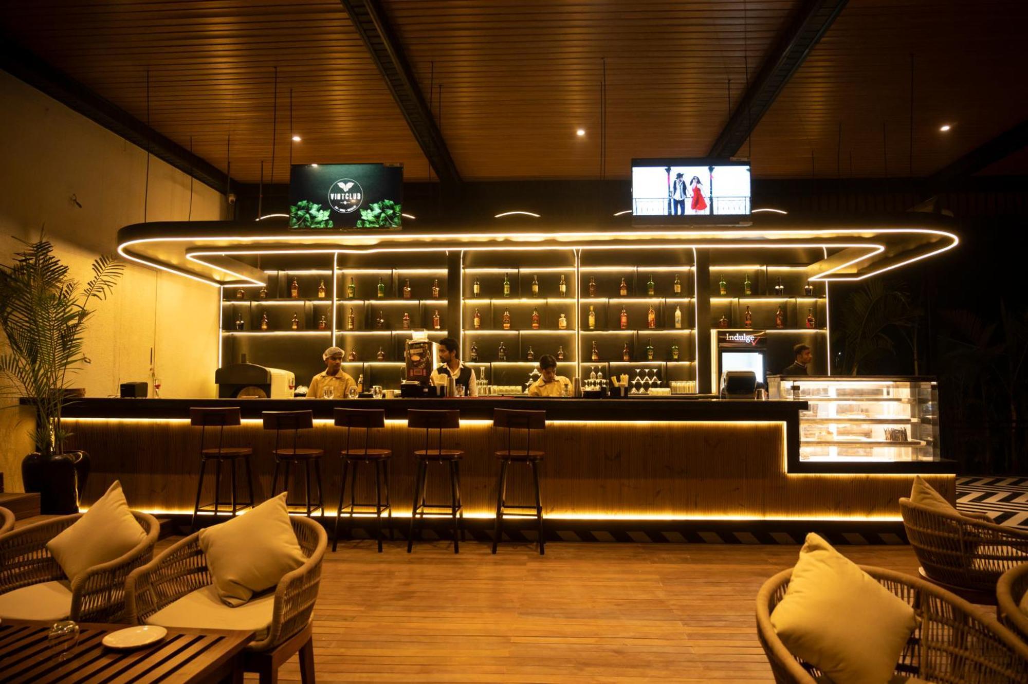 Vintclub Resort Lucknow
