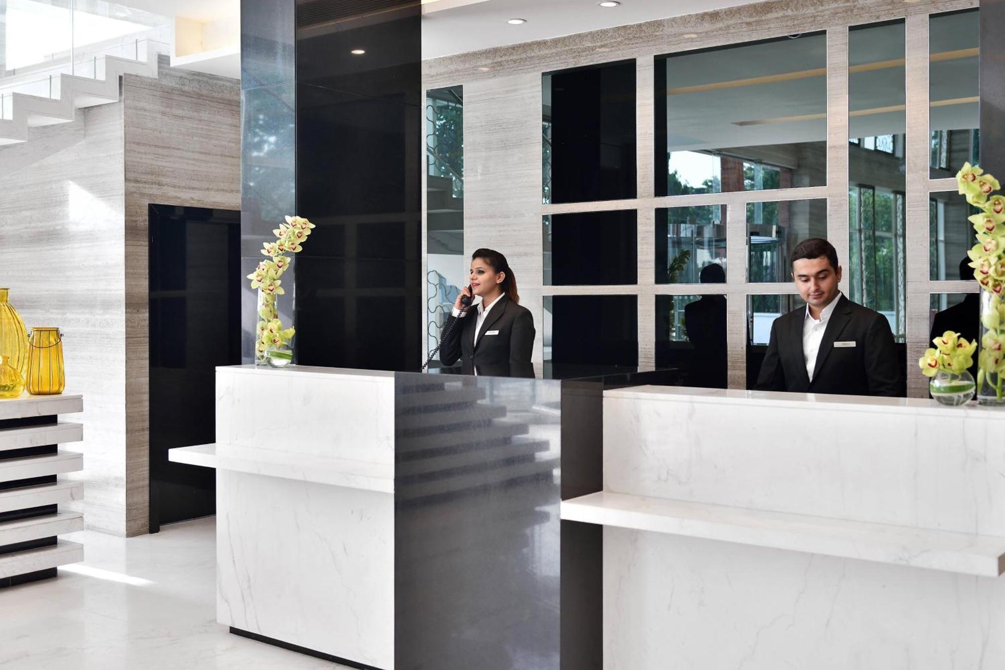 Renaissance Hotel, Gomti Nagar Hotel 5*