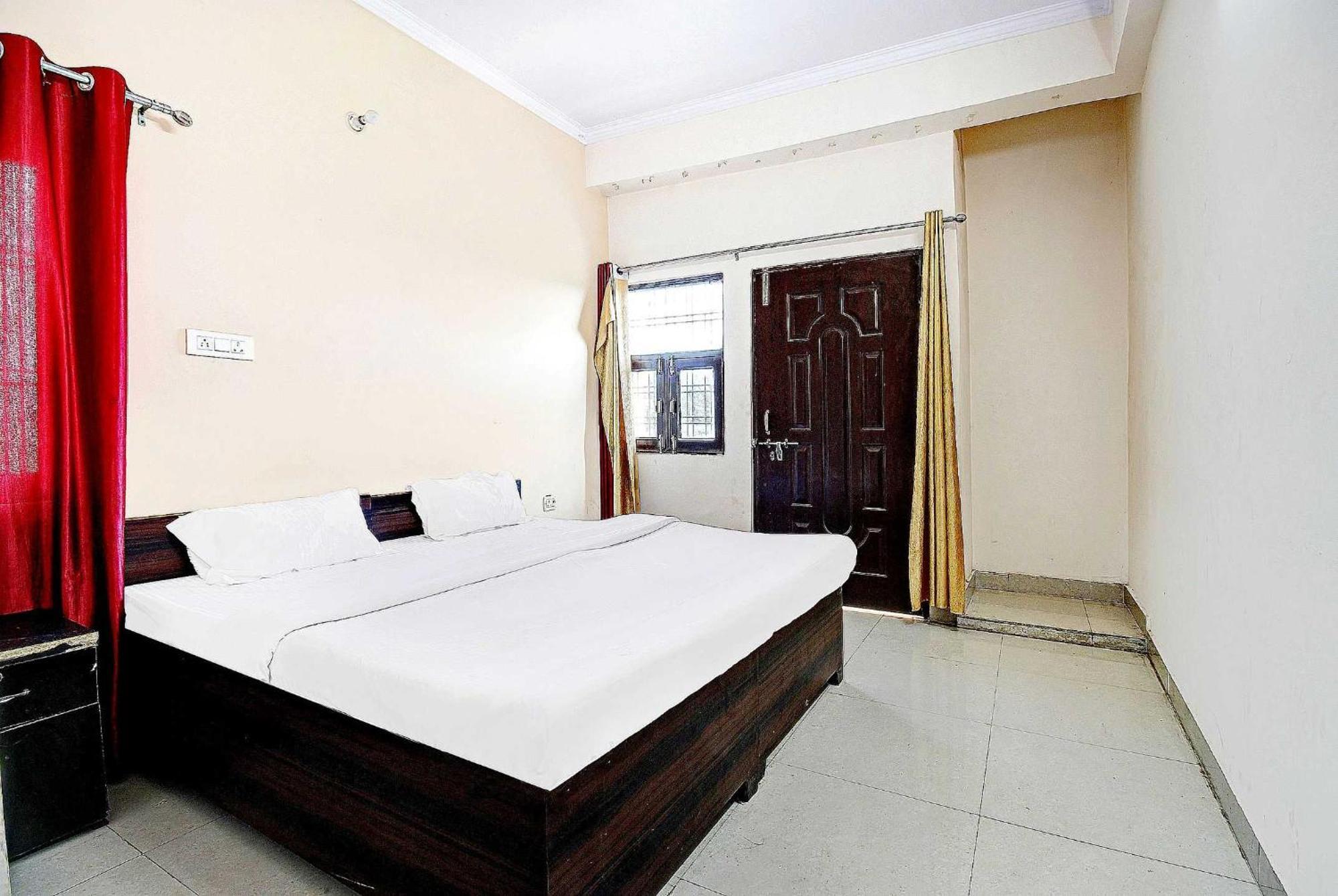 O Jr Hotel