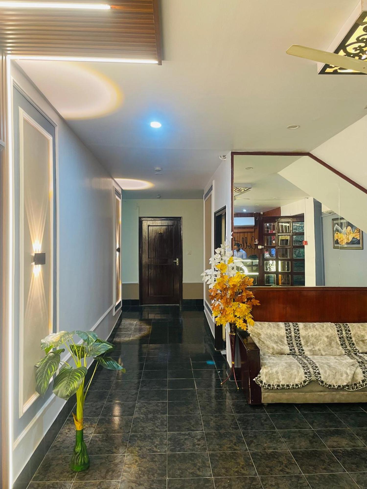 The Royal Presidency Hotel 4*