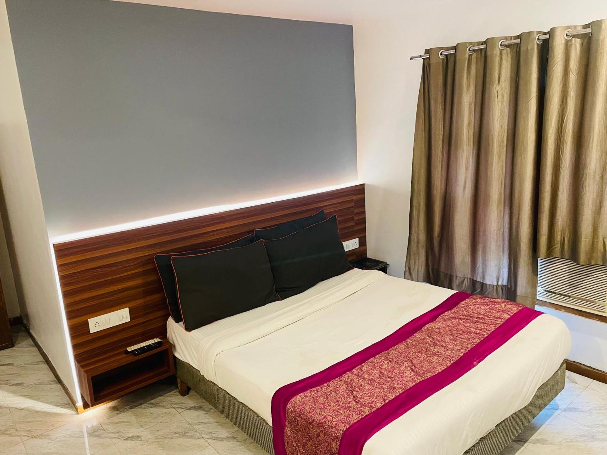 The Royal Presidency Hotel 4*