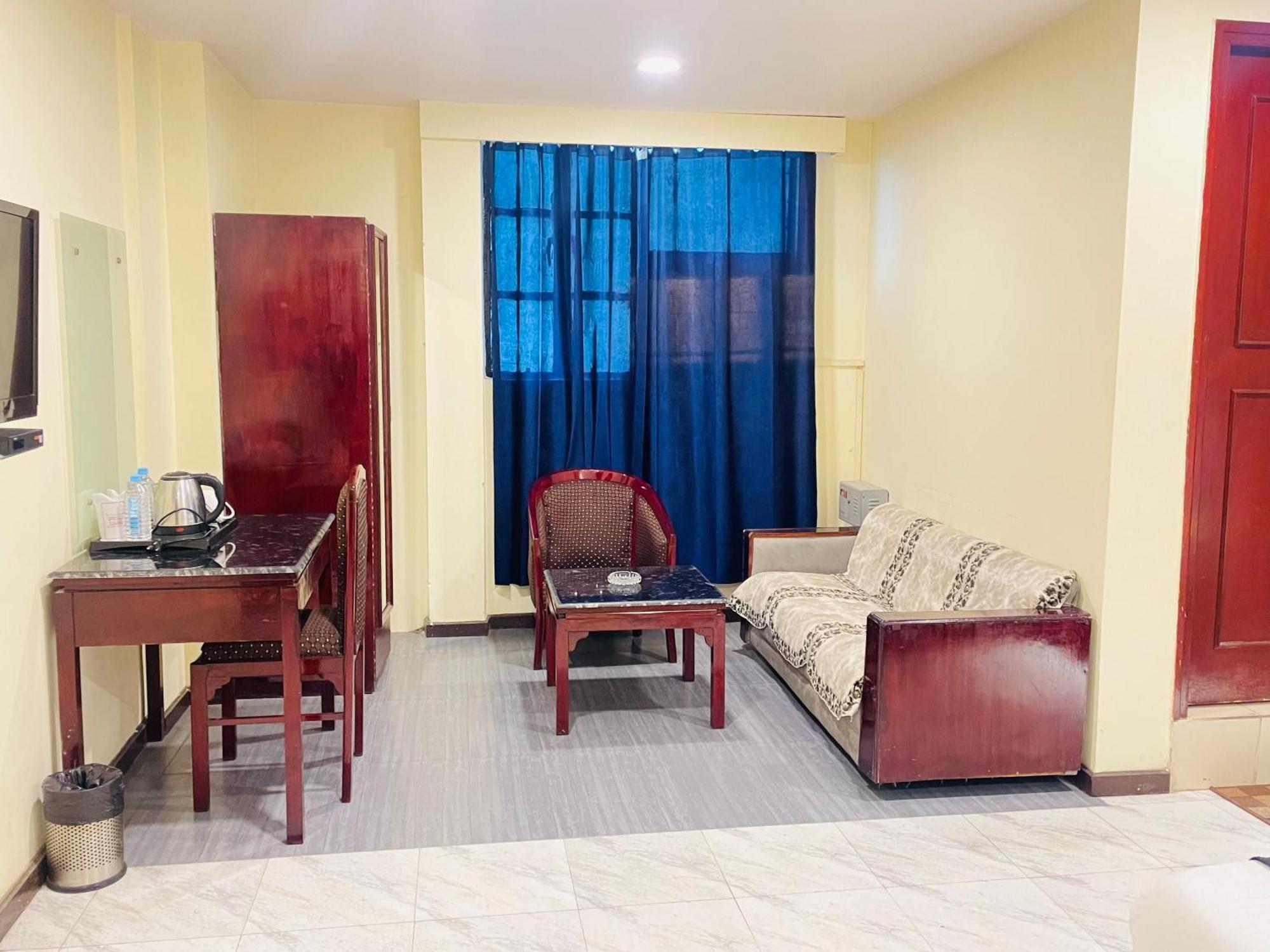 Hotel The Royal Presidency 4*