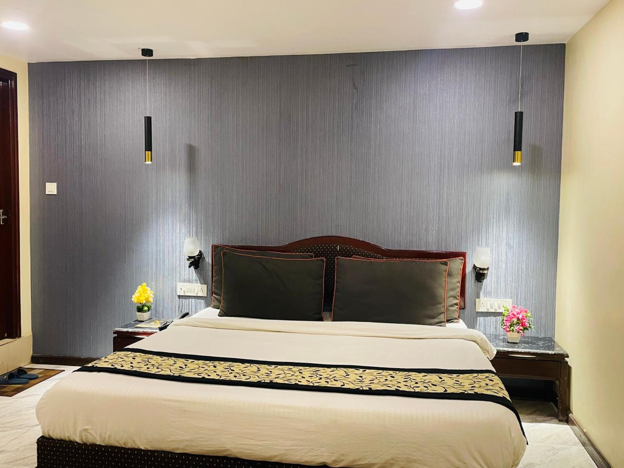 The Royal Presidency Hotel Lucknow