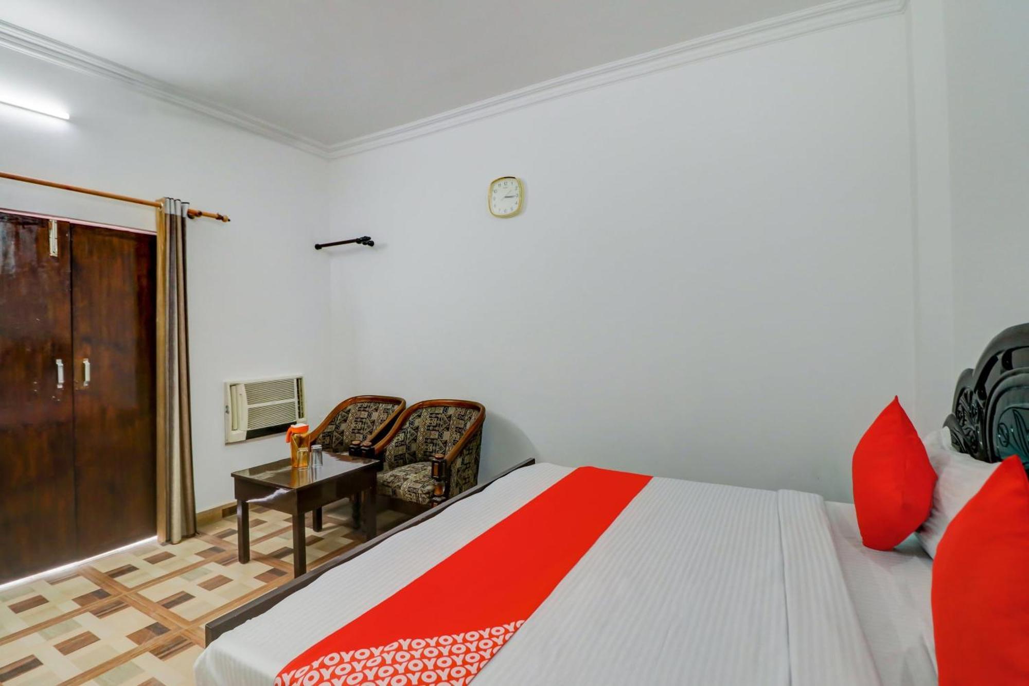 Hotel Oyo Shanti Kuti Near Gomti Riverfront Park Lucknow