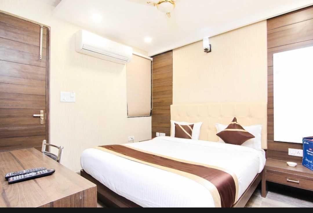 Collection O Pal Avadh 3* Lucknow