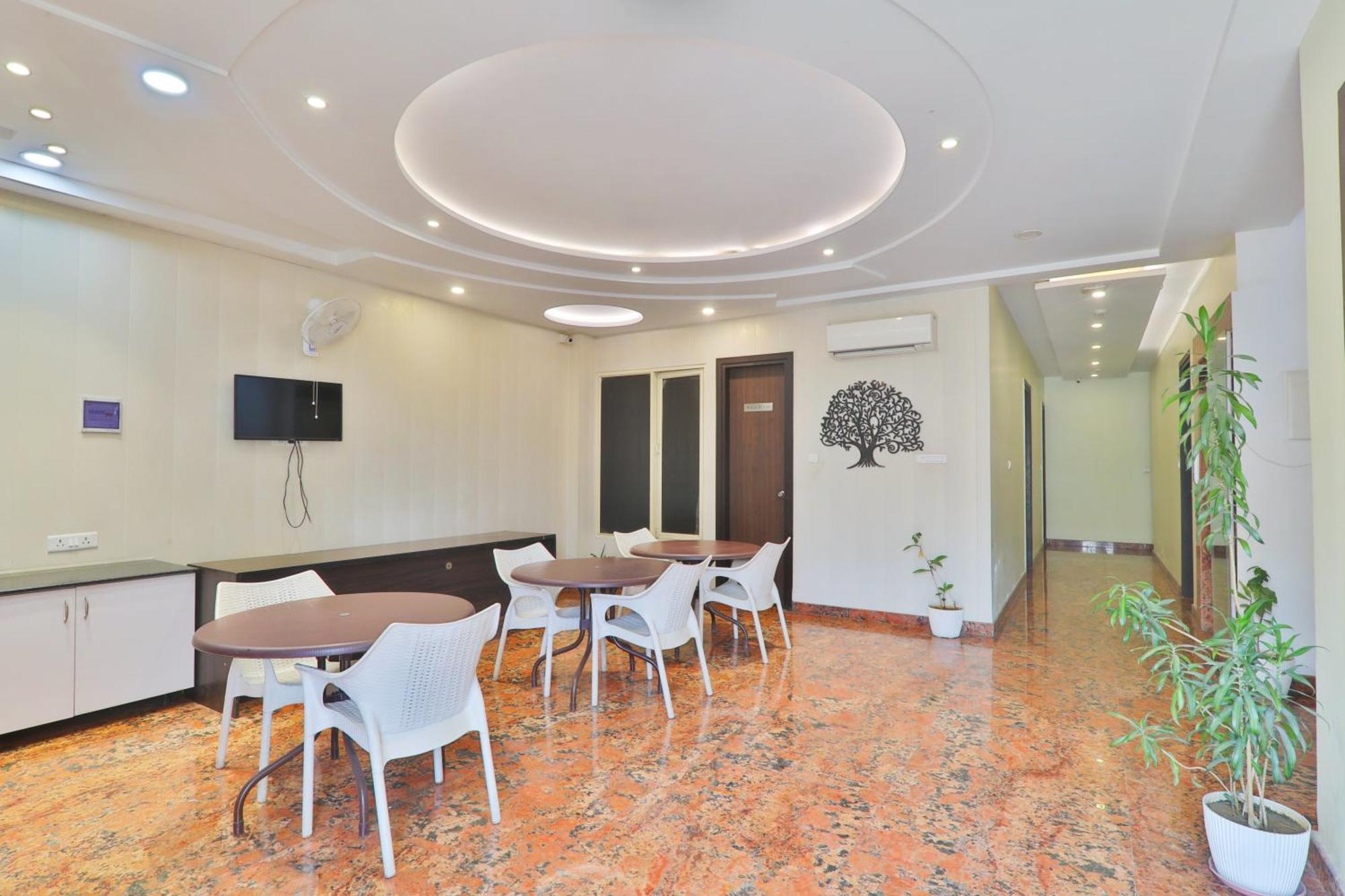 Aarya Lucknow