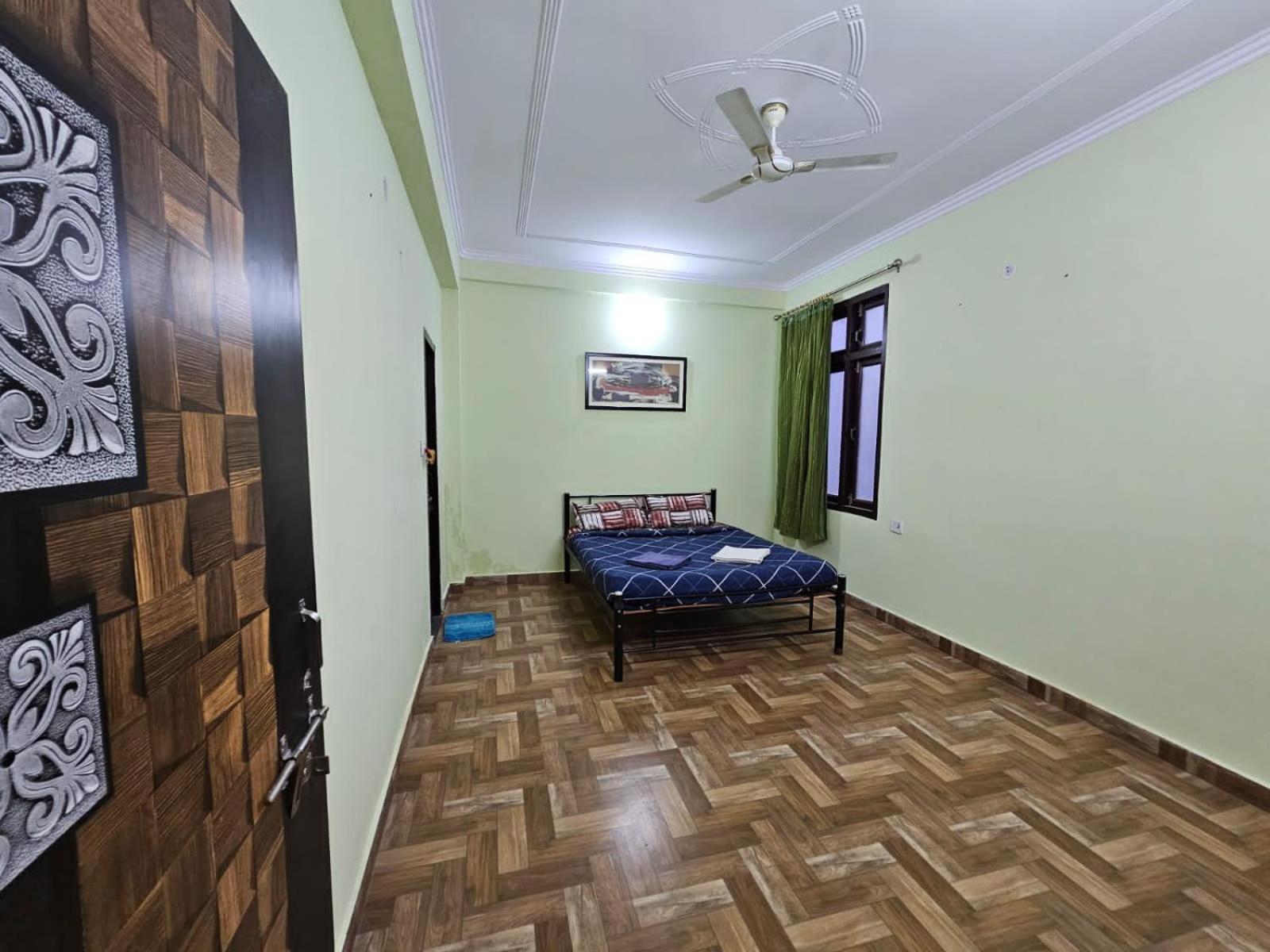 Apartment 3 Bhk In Krishna Nagar Lko 101l *