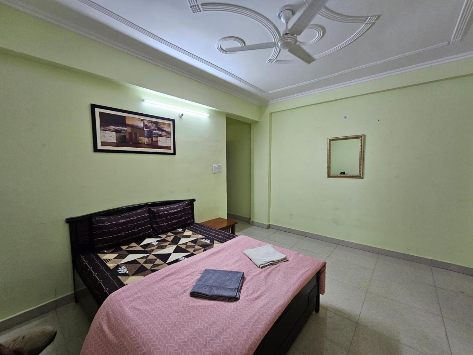 3 Bhk In Krishna Nagar Lko 101l *
