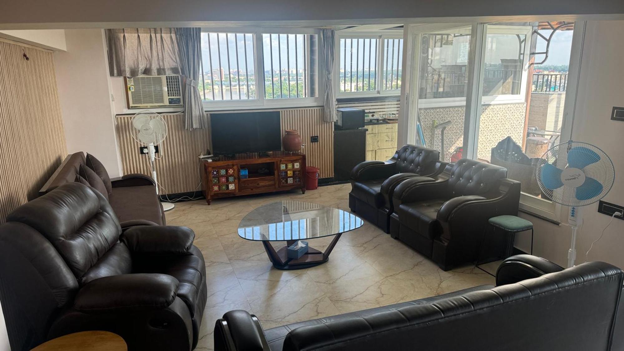 Riverfront Penthouse With Spacious Terrace * Lucknow