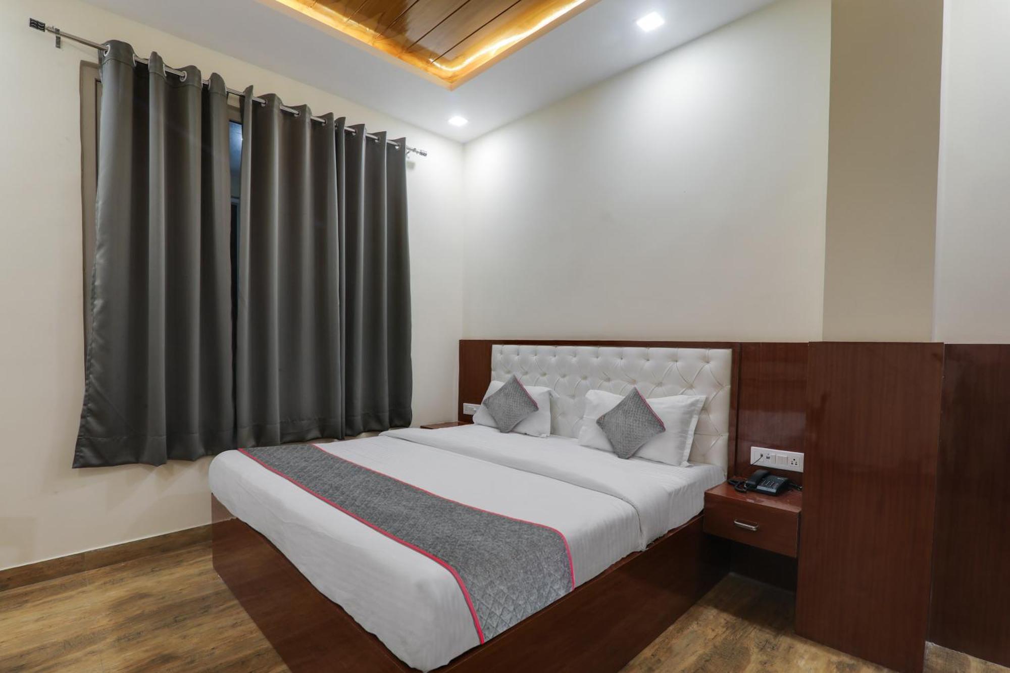 Hotel Townhouse 1259 Trijal Lucknow