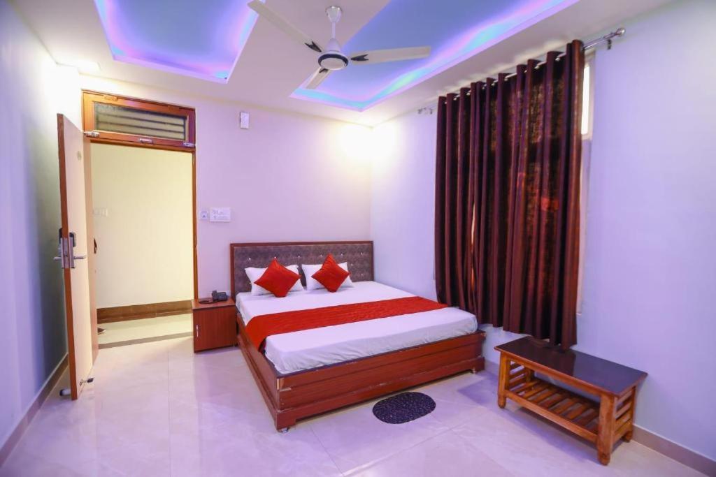 Asha Family Hotel