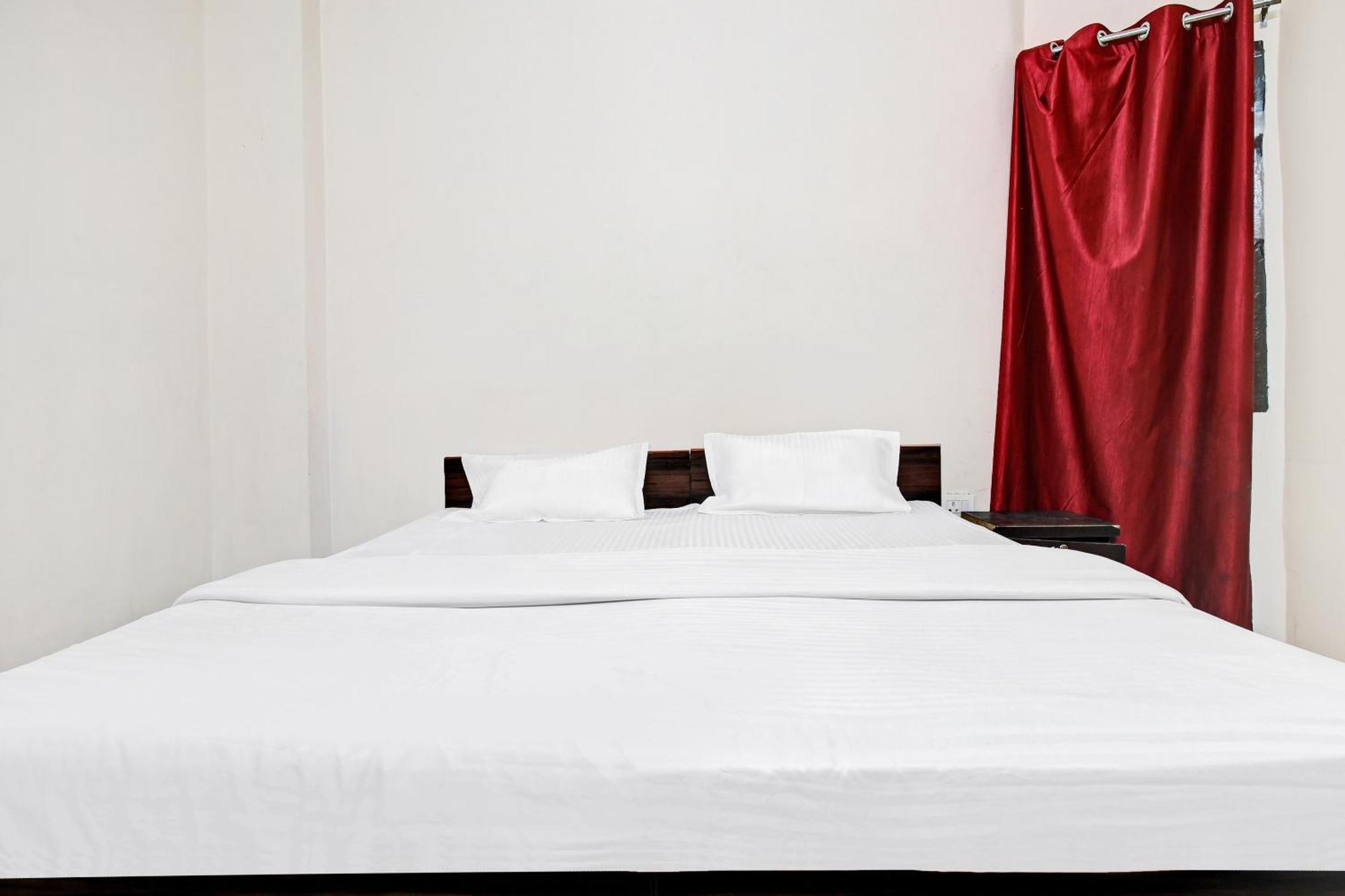 Hotel O Jr 2*