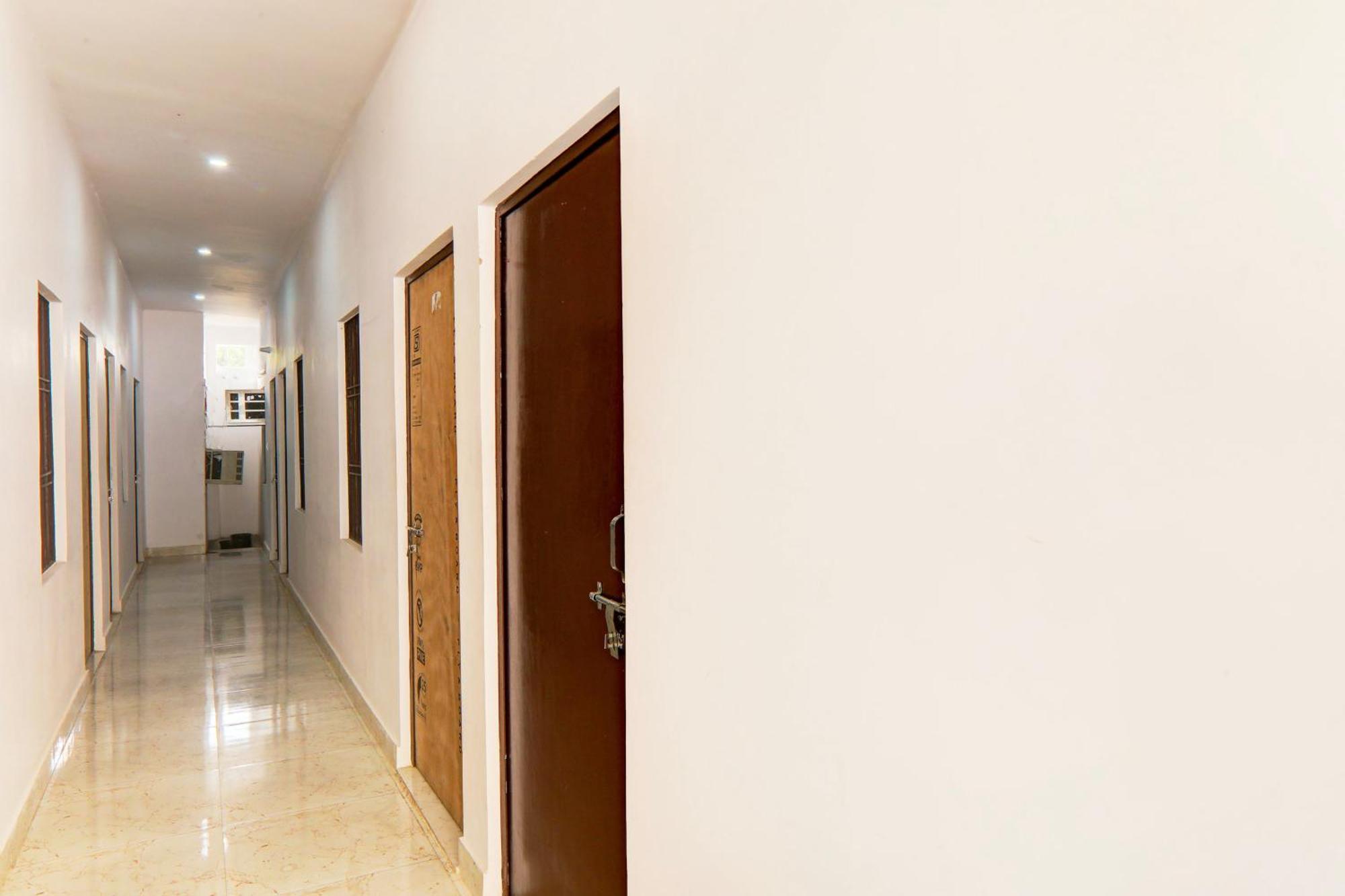 O Mahakal Palace 3* Lucknow