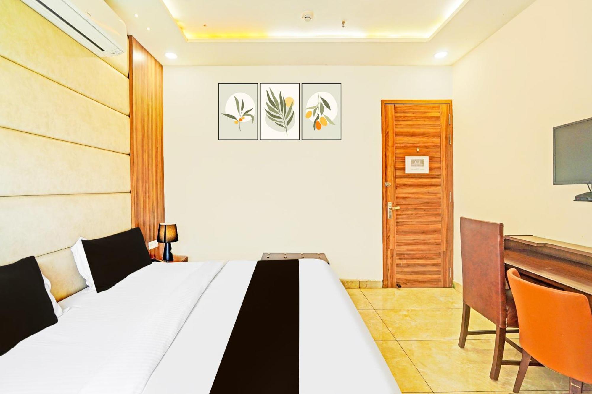 Palette Gomti Nagar Near Ekana Stadium Formerly Gusto Club Resort *