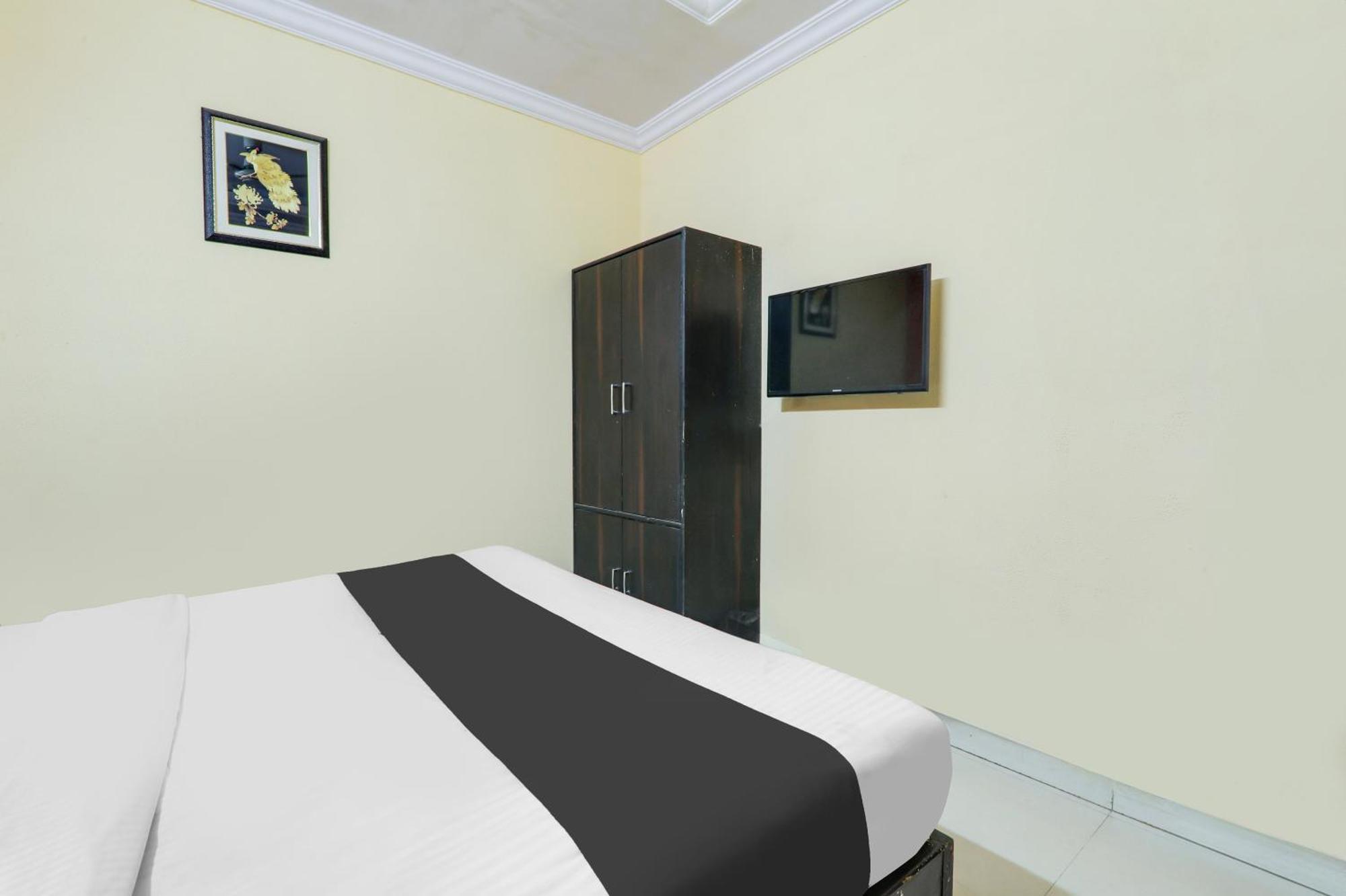 O Avadh Near Charbagh Railway Station Hotel