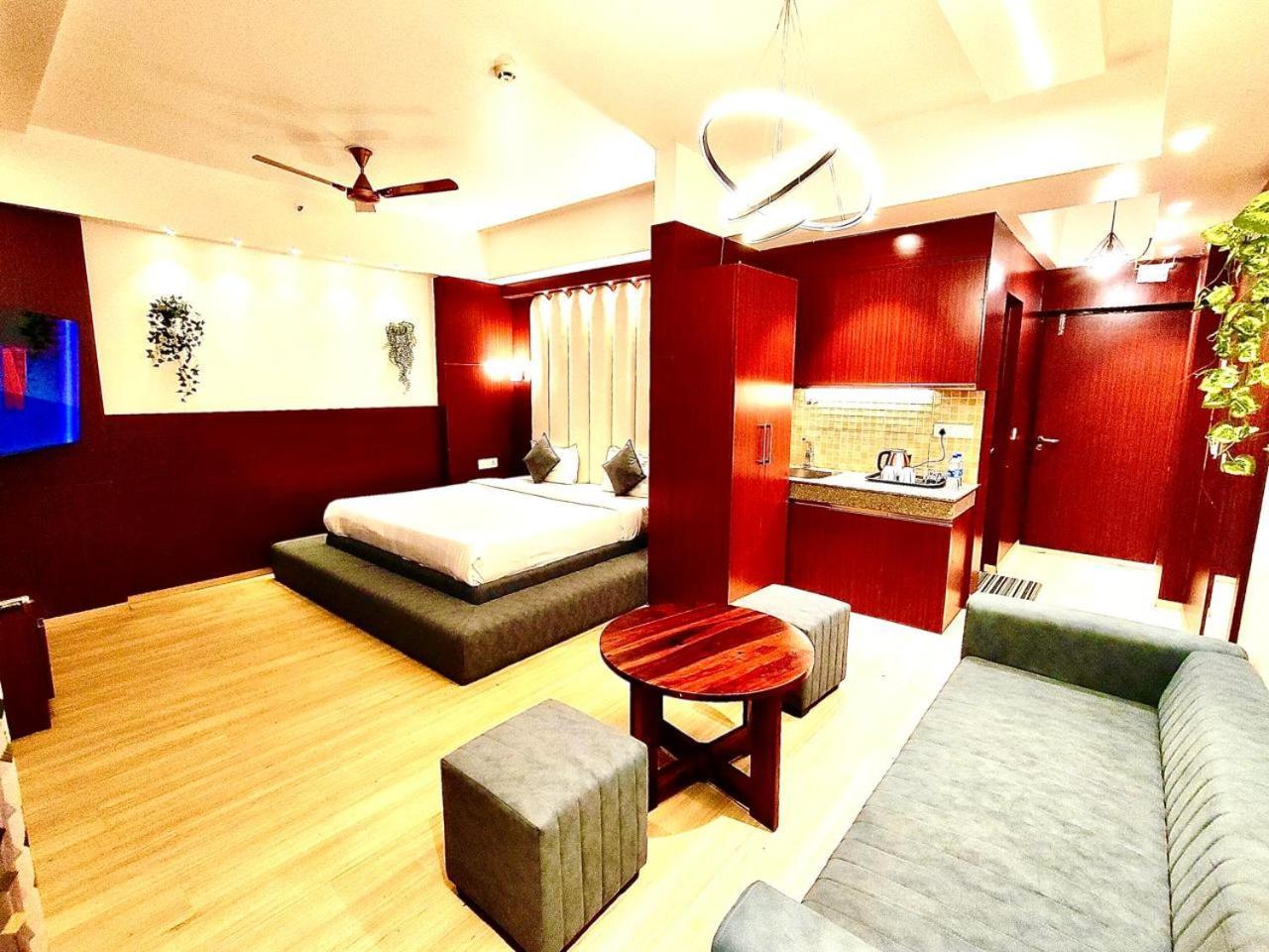 The Grace Residency - Gomtinagar, *