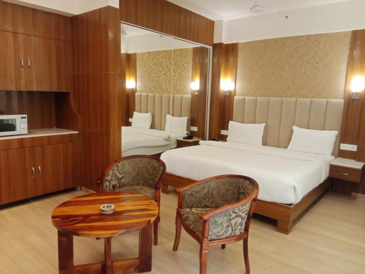 The Grace Residency - Gomtinagar, Aparthotel *
