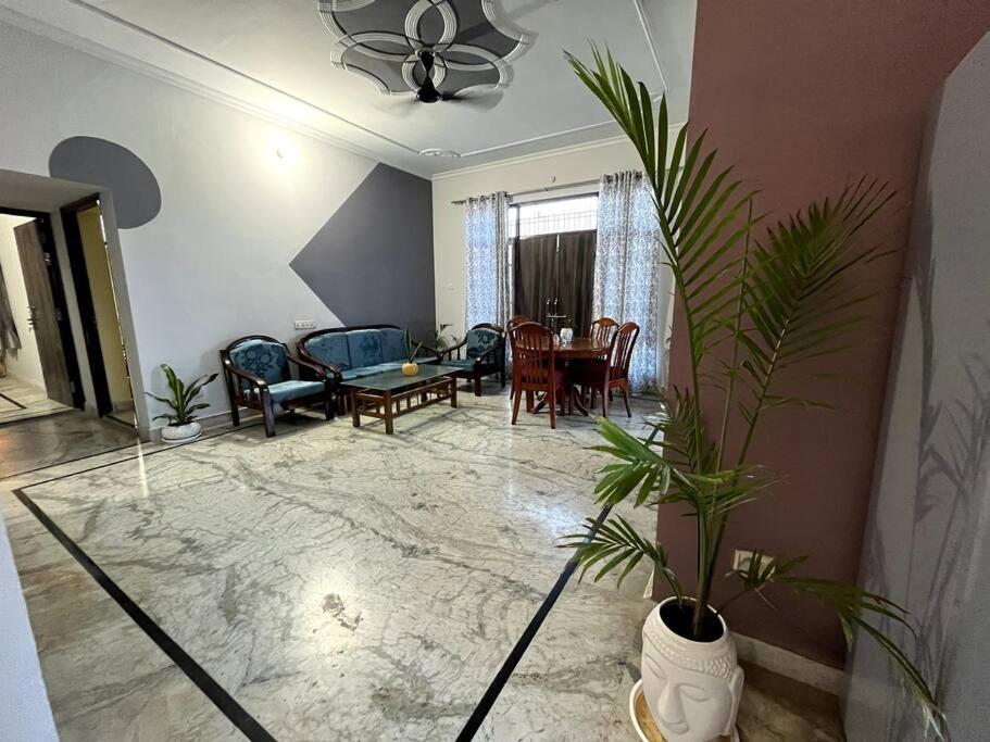 Oasis Holiday home Lucknow