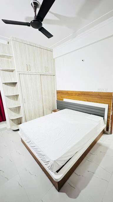 Calm N Chaos By Sk Apartment *