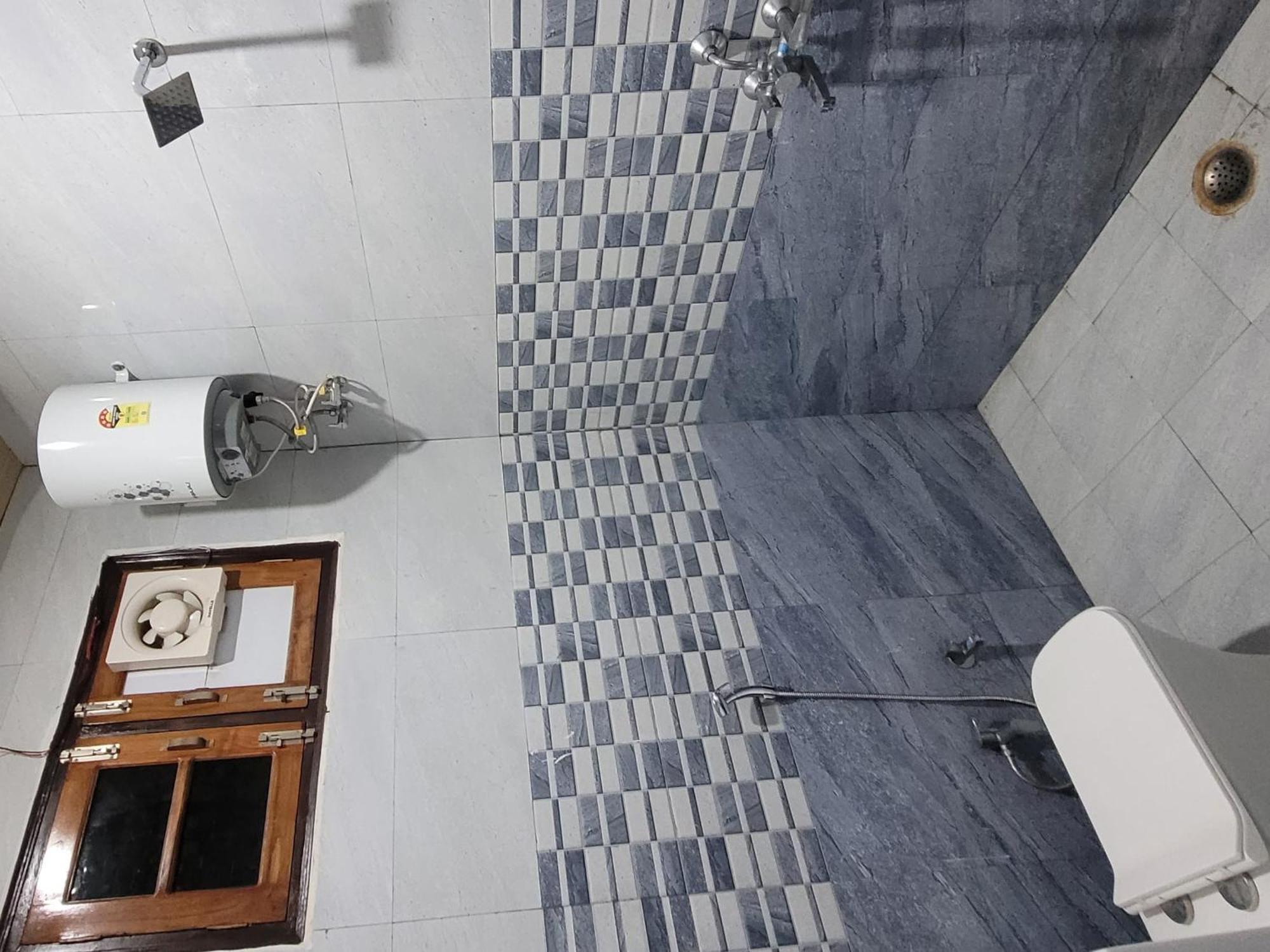 Vats Guest Hotel