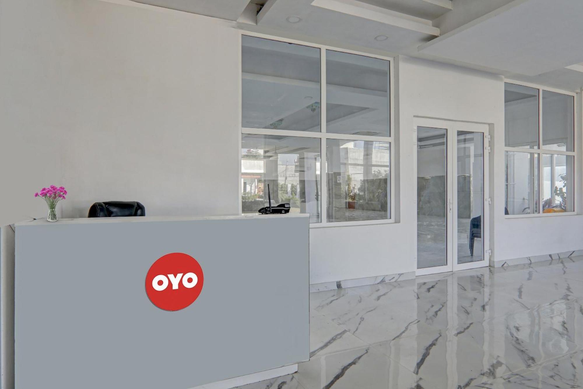 Hotel O Ck Near Chaudhary Charan Singh International Airport 3*