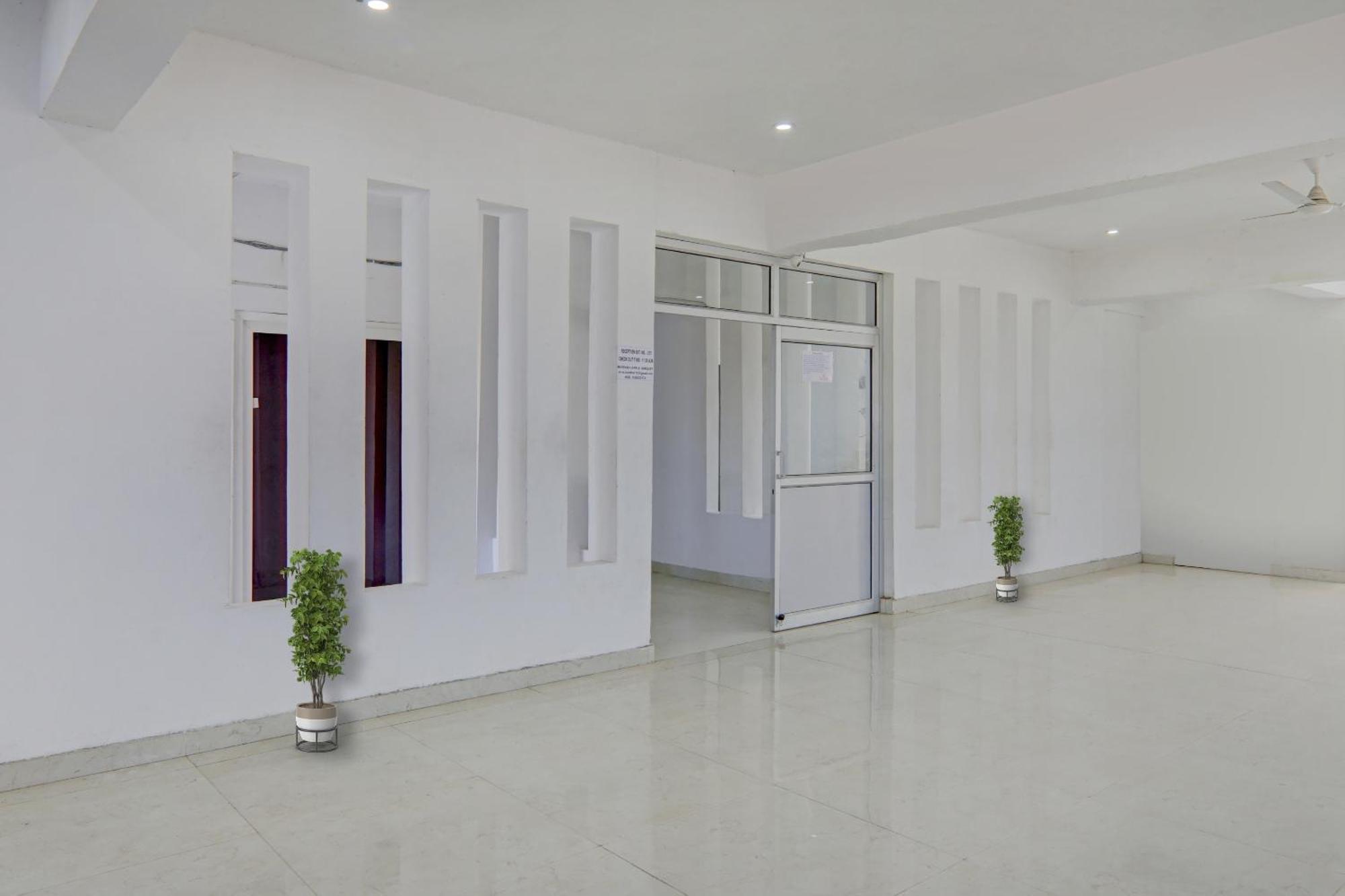 O Ck Near Chaudhary Charan Singh International Airport Hotel Lucknow