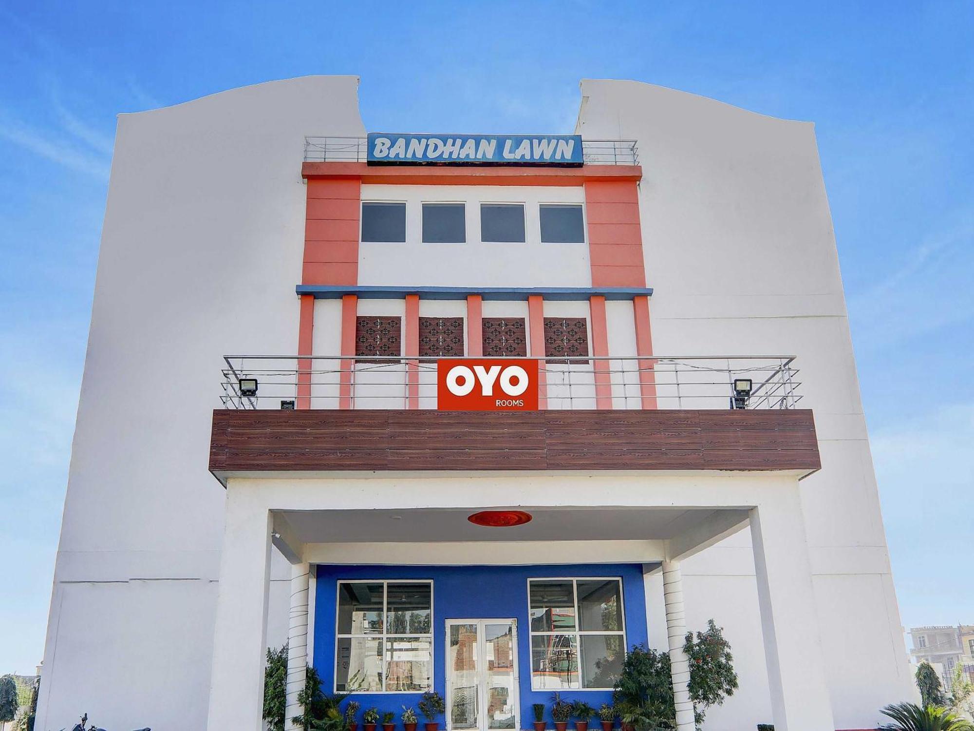 O Ck Near Chaudhary Charan Singh International Airport 3*