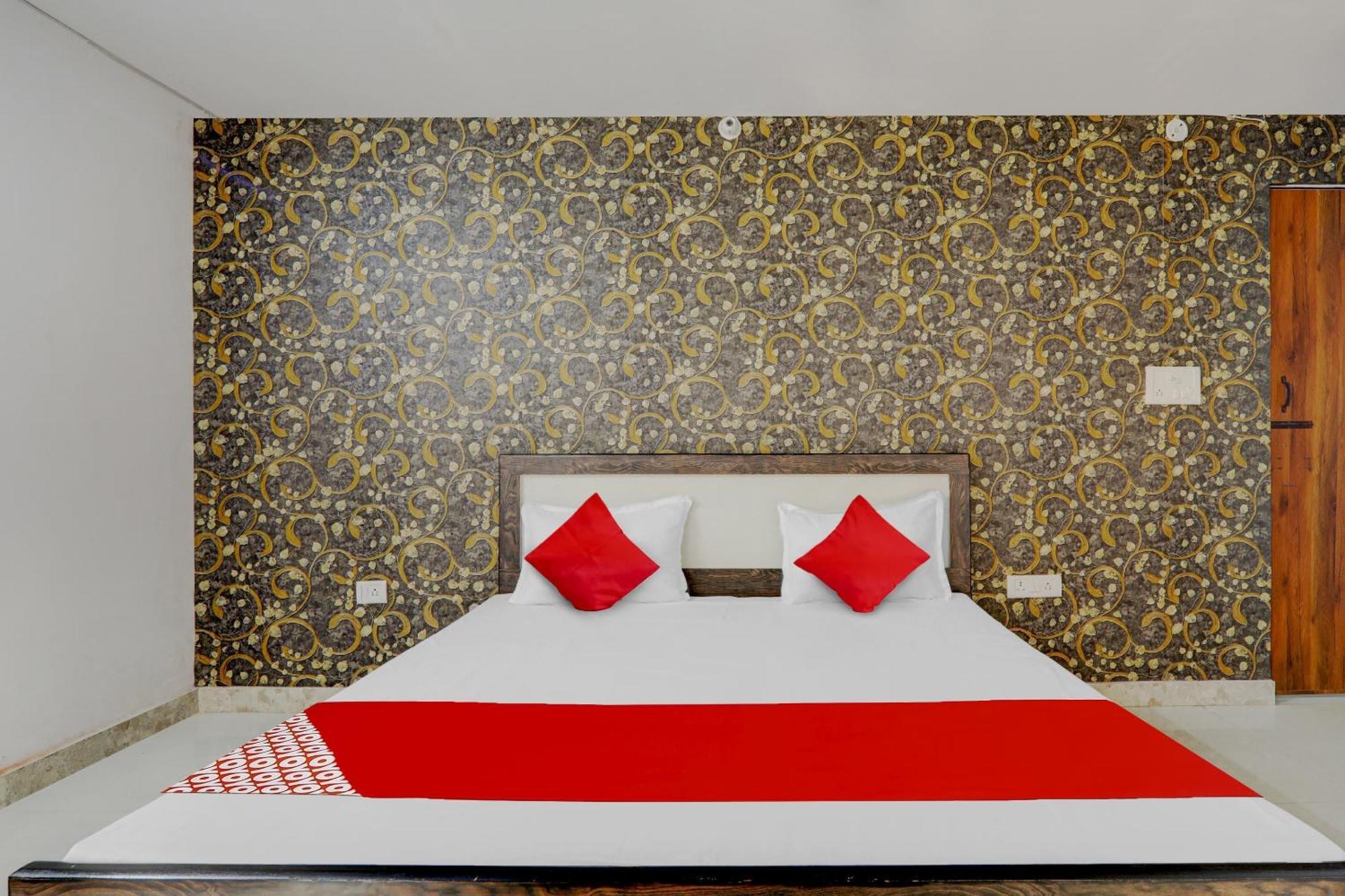 O Ck Near Chaudhary Charan Singh International Airport Hotel Lucknow