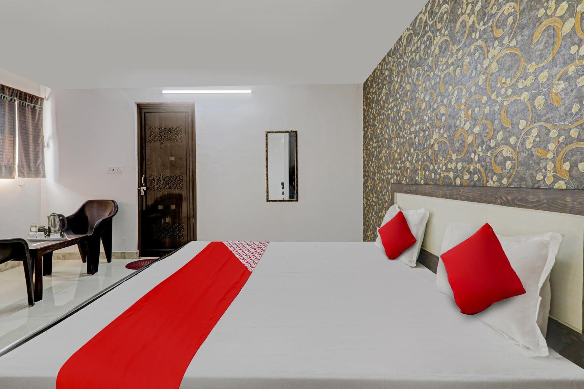 Hotel O Ck Near Chaudhary Charan Singh International Airport Lucknow