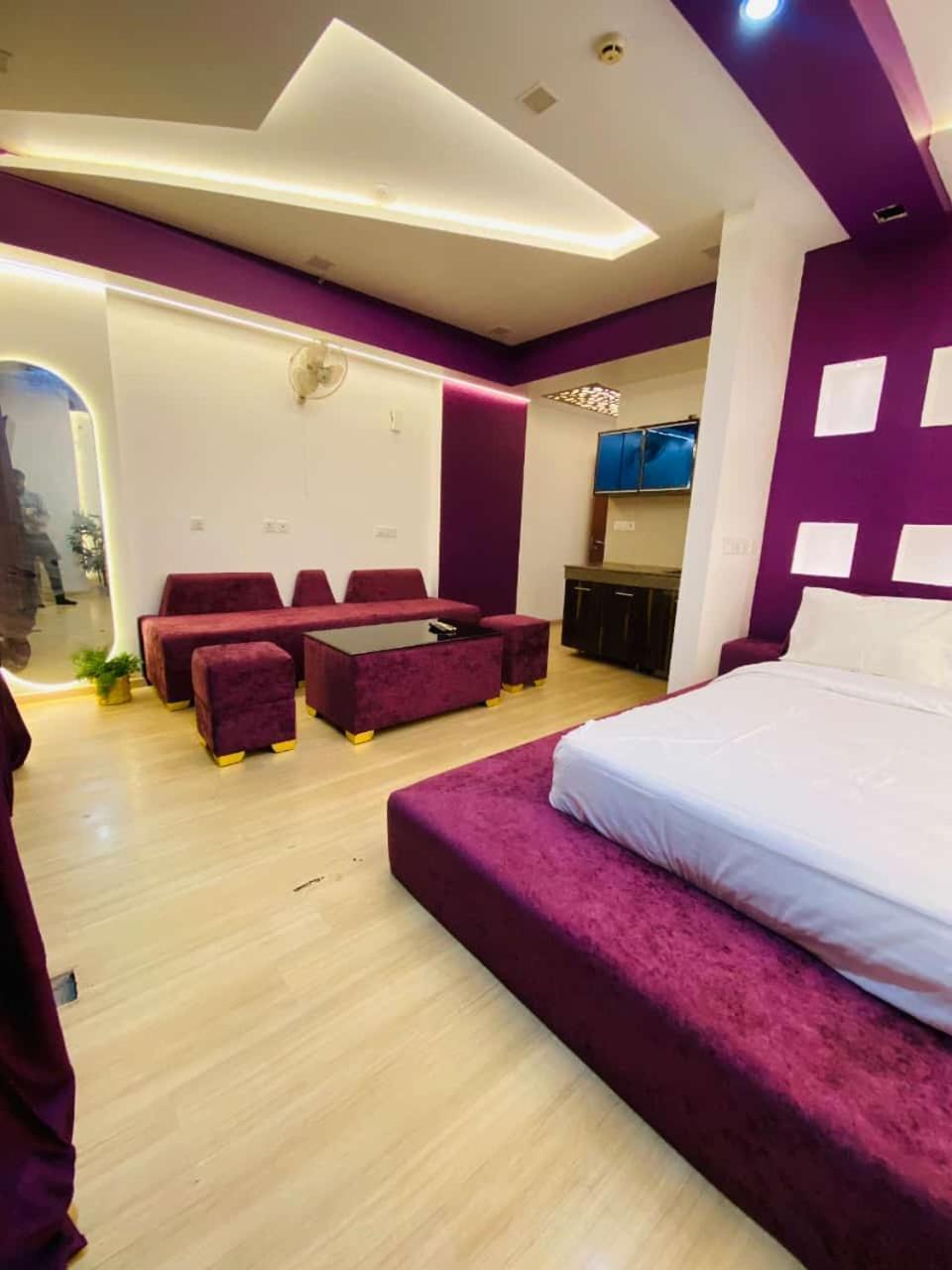 Roseate By Manhattan 4*