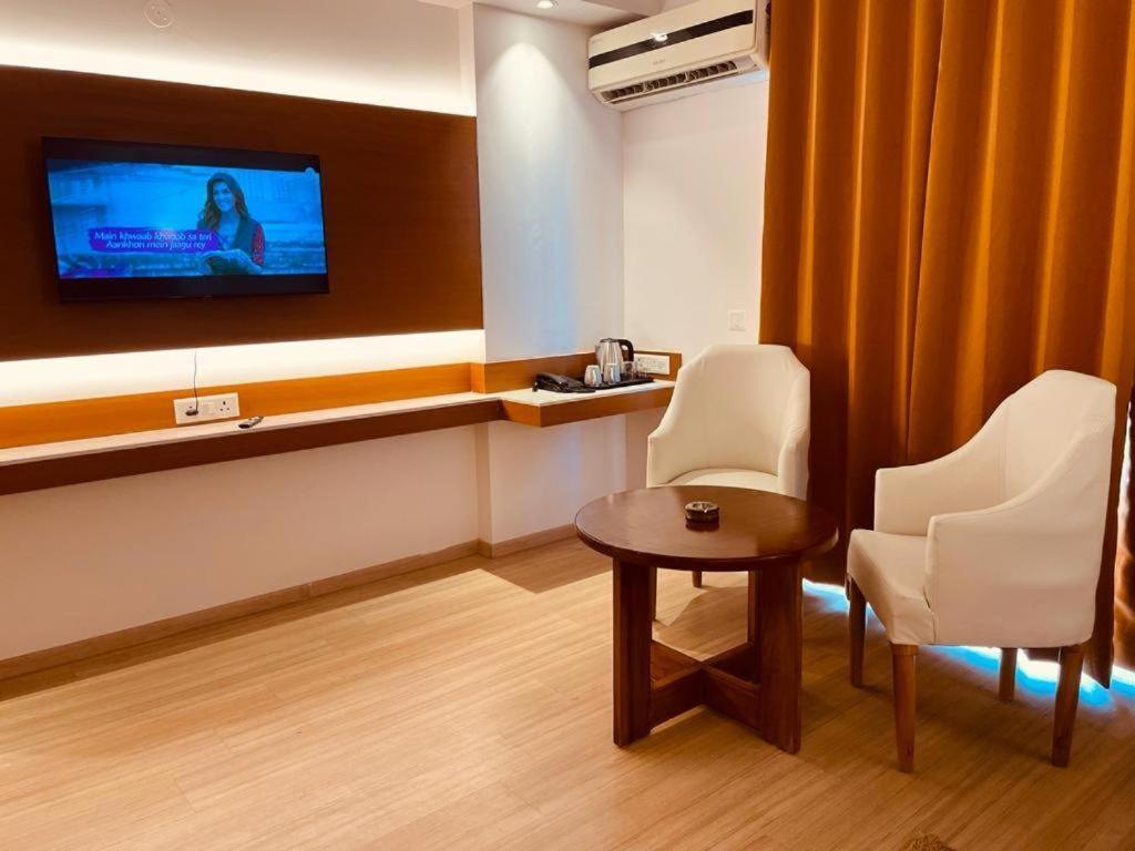 The Grace Residency - Gomtinagar, Aparthotel