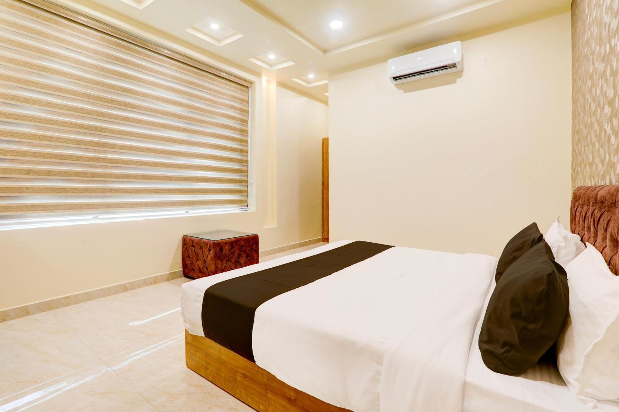 O The Ashiyana Hotel Lucknow