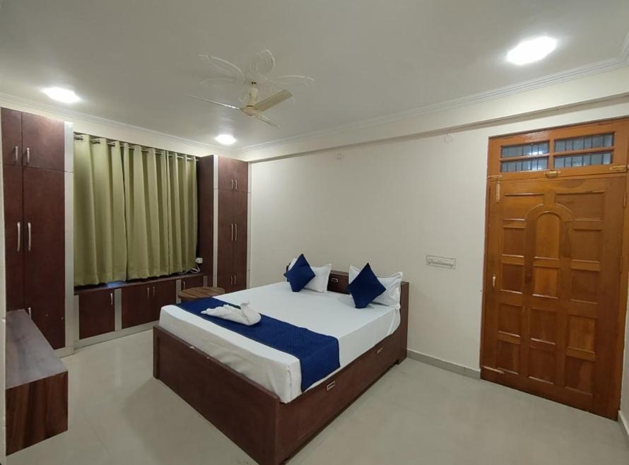 Hotel Sojourn Lucknow