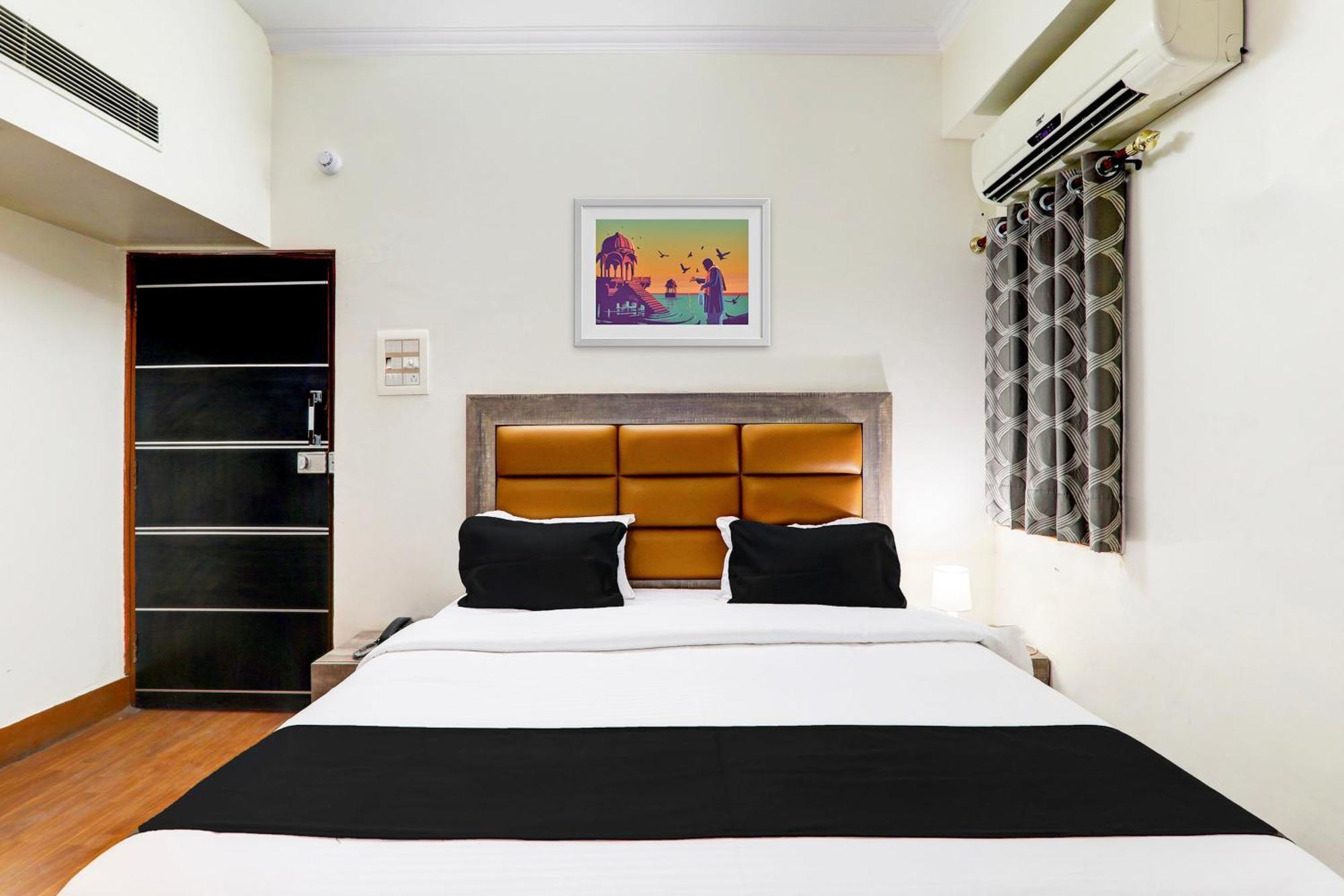 Super Collection O Alambagh Formerly Bm Palace 4* Lucknow