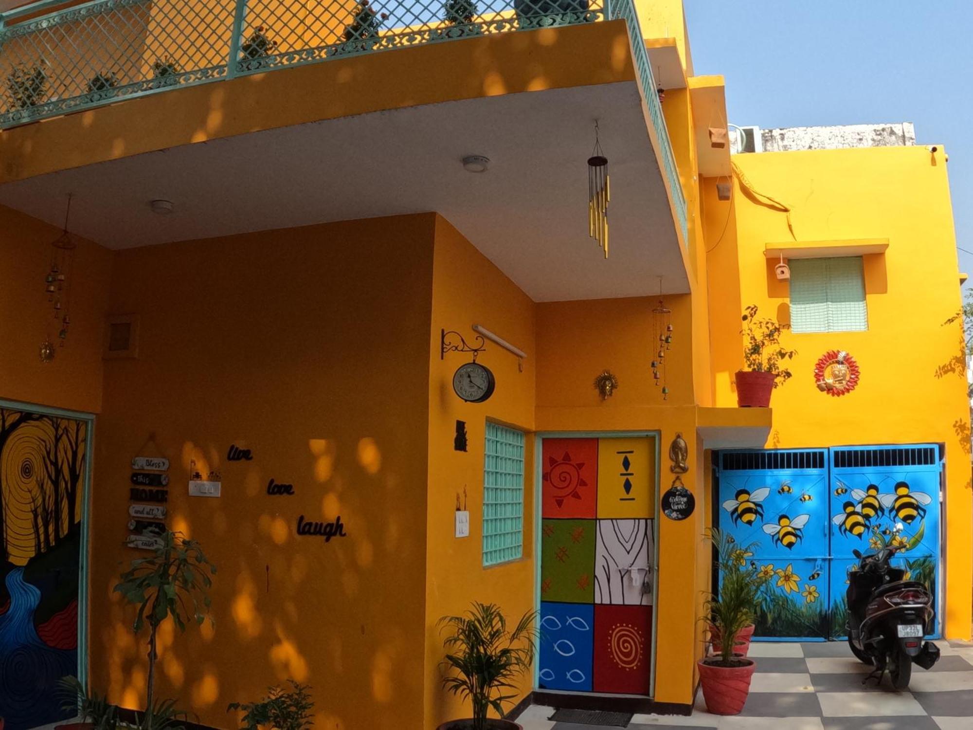 Hostel The Nomad Cave Lucknow