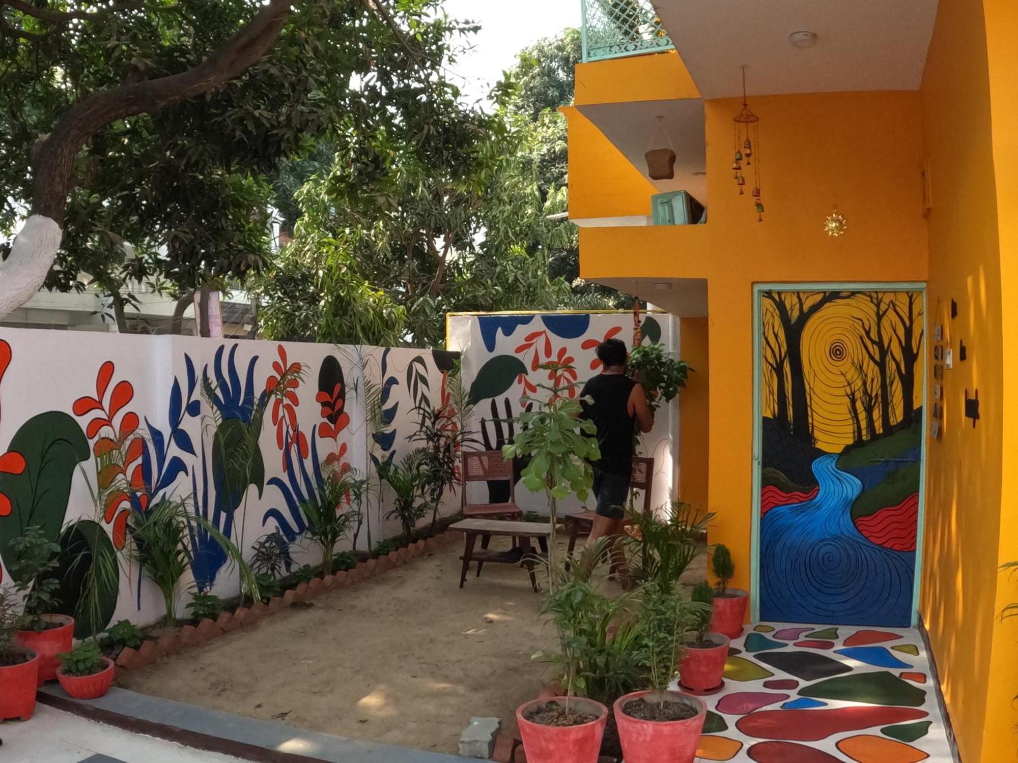 The Nomad Cave Hostel Lucknow