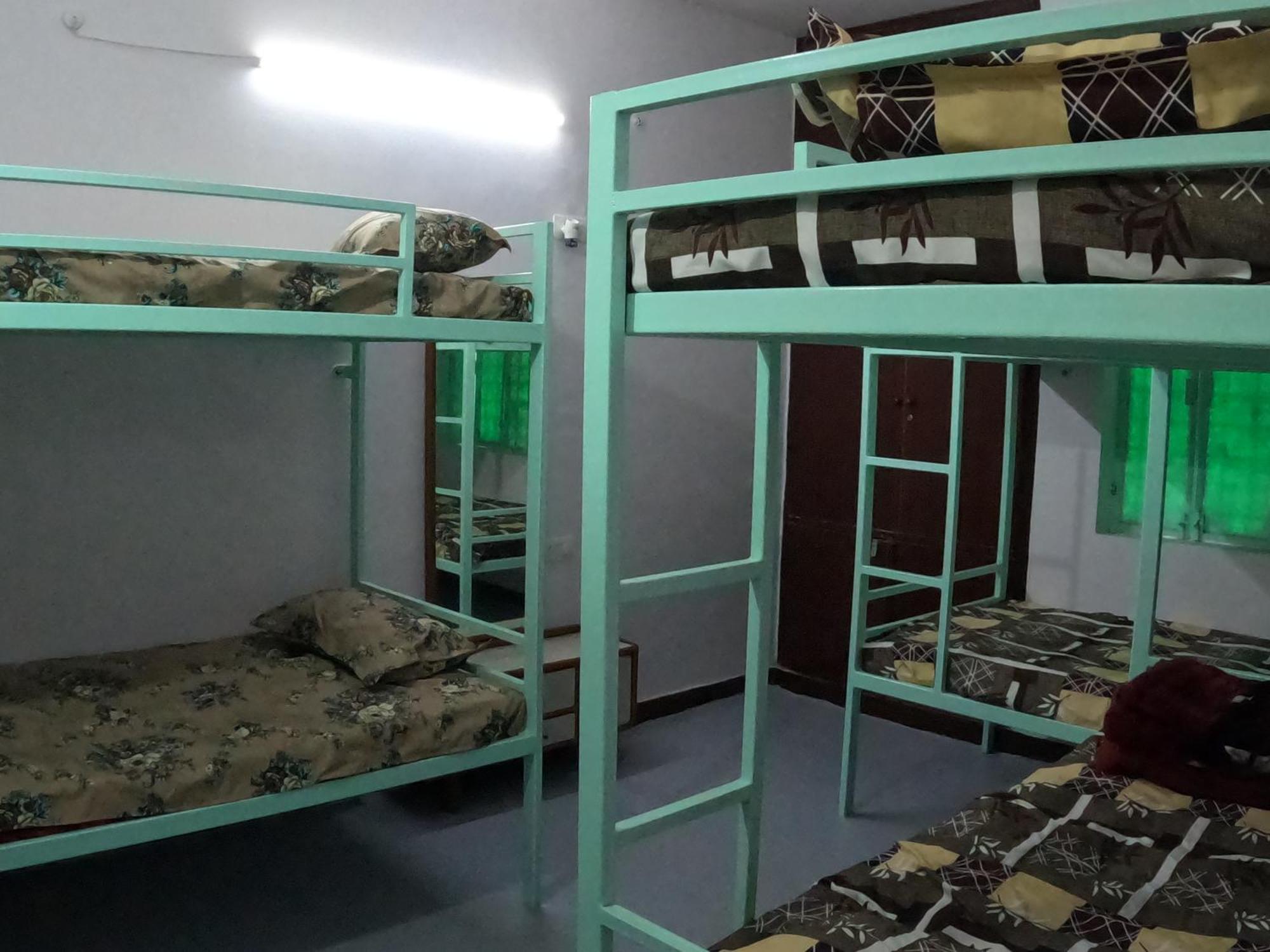 Hostel The Nomad Cave