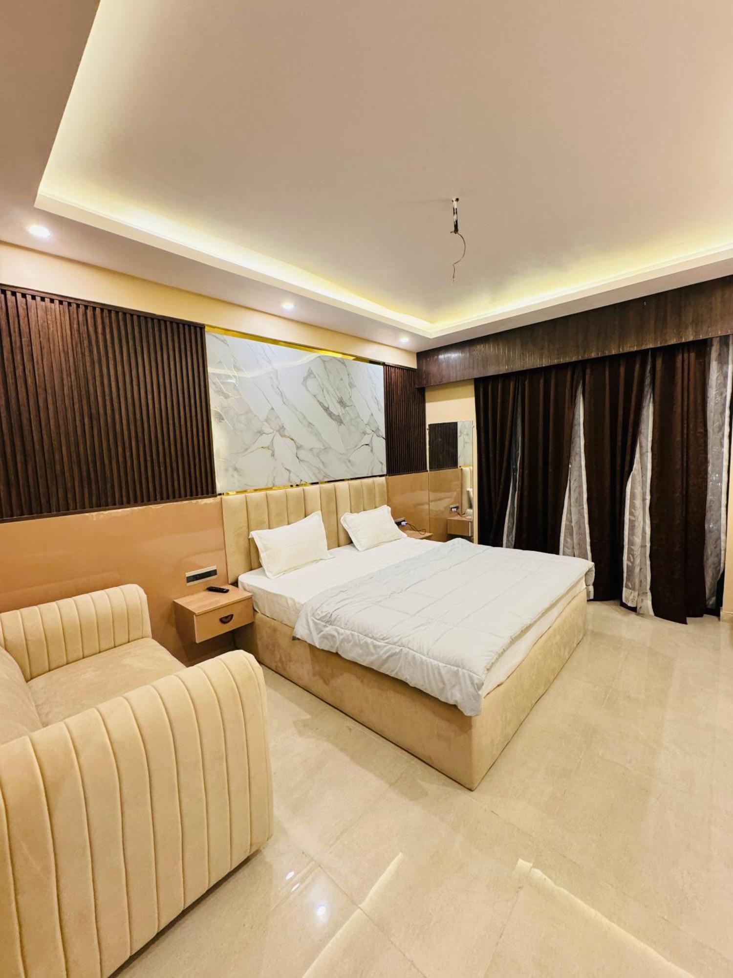 Moonlight Luxury Lucknow