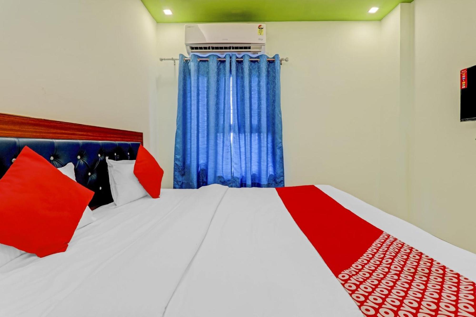 O Chauhan Palace Hotel 3*