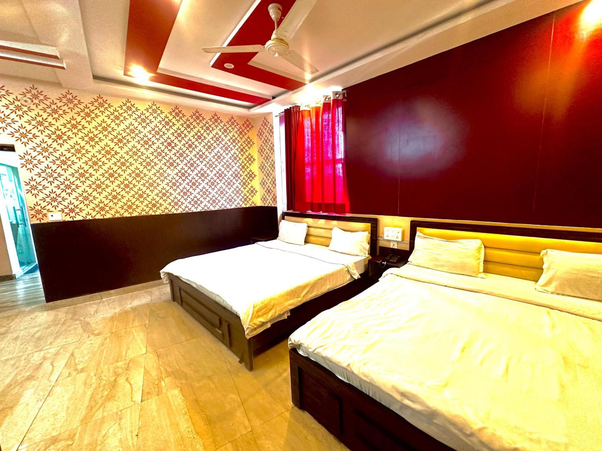 Hotel Karuna International 5*