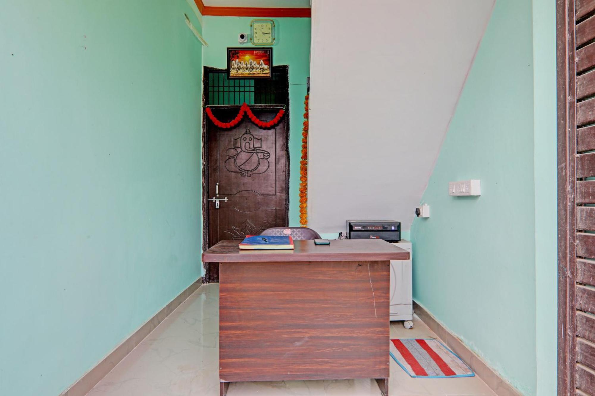 O Royal Apartment Lucknow