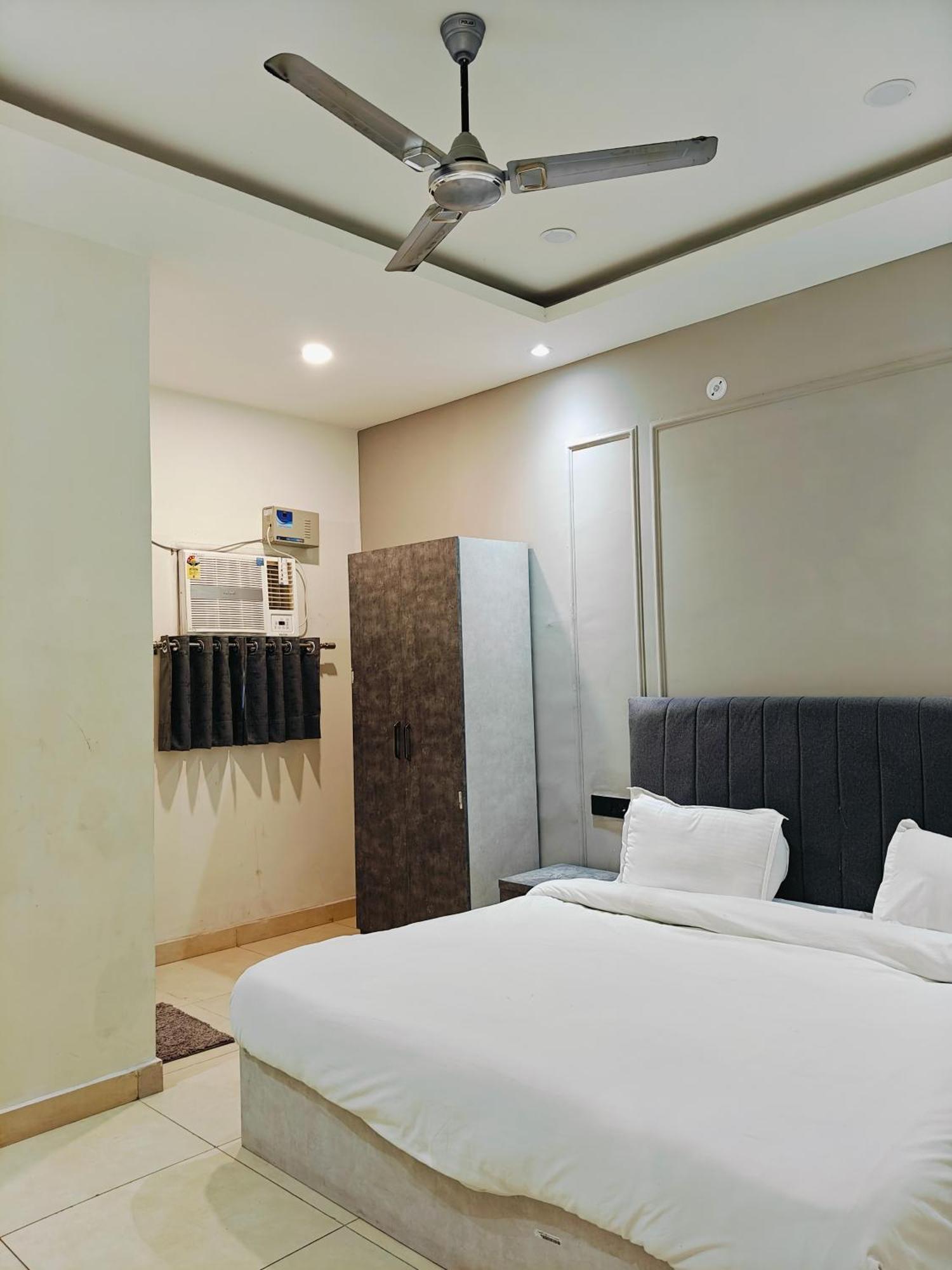 Ss Royal International Hotel