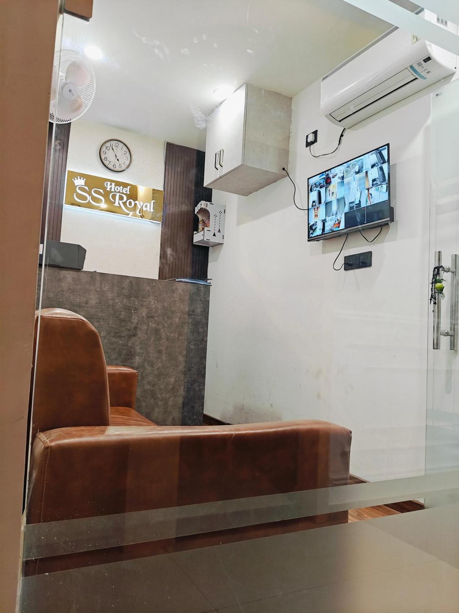 Ss Royal Palace Hotel 3*