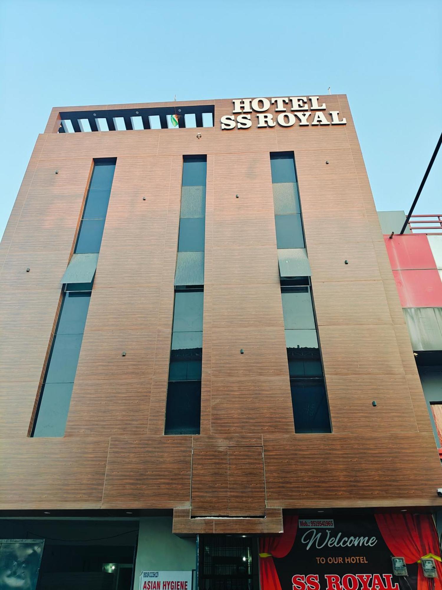 Hotel Ss Royal Palace